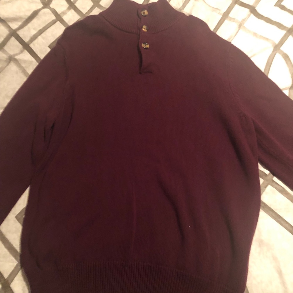 GAP sweater